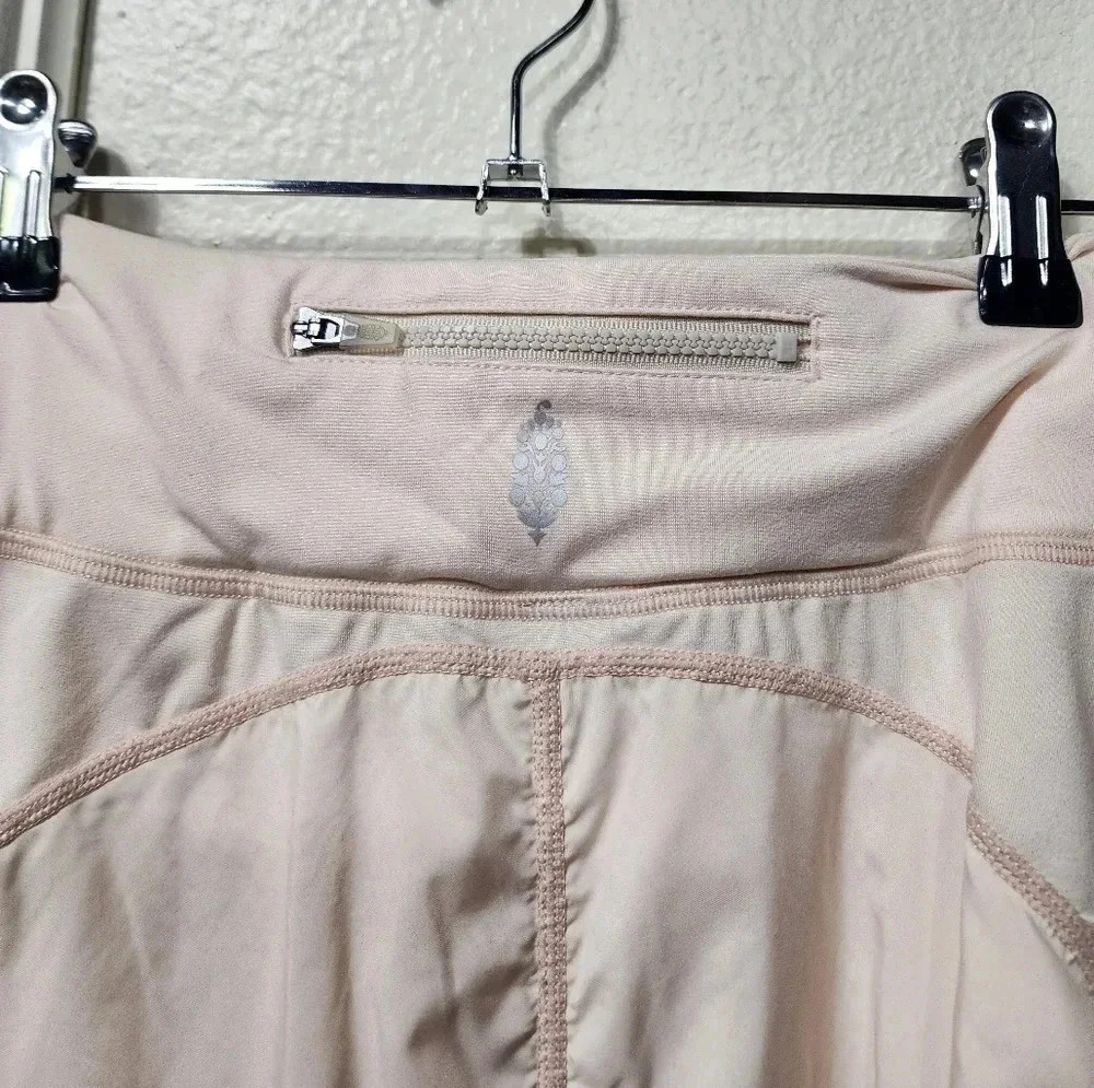 Free People Color Me Happy Solid Joggers and Cropped Jacket Size XS NWT - Picture 3 of 16